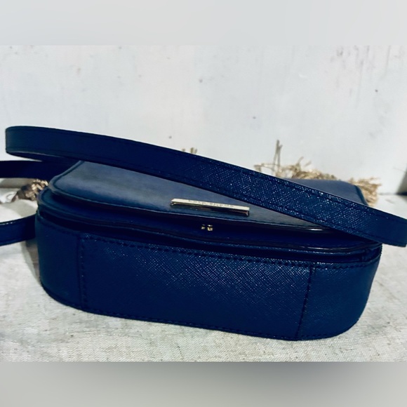 Kate Spade Newbury Lane Carsen crossbody in Navy Blue small purse - Picture 3 of 5